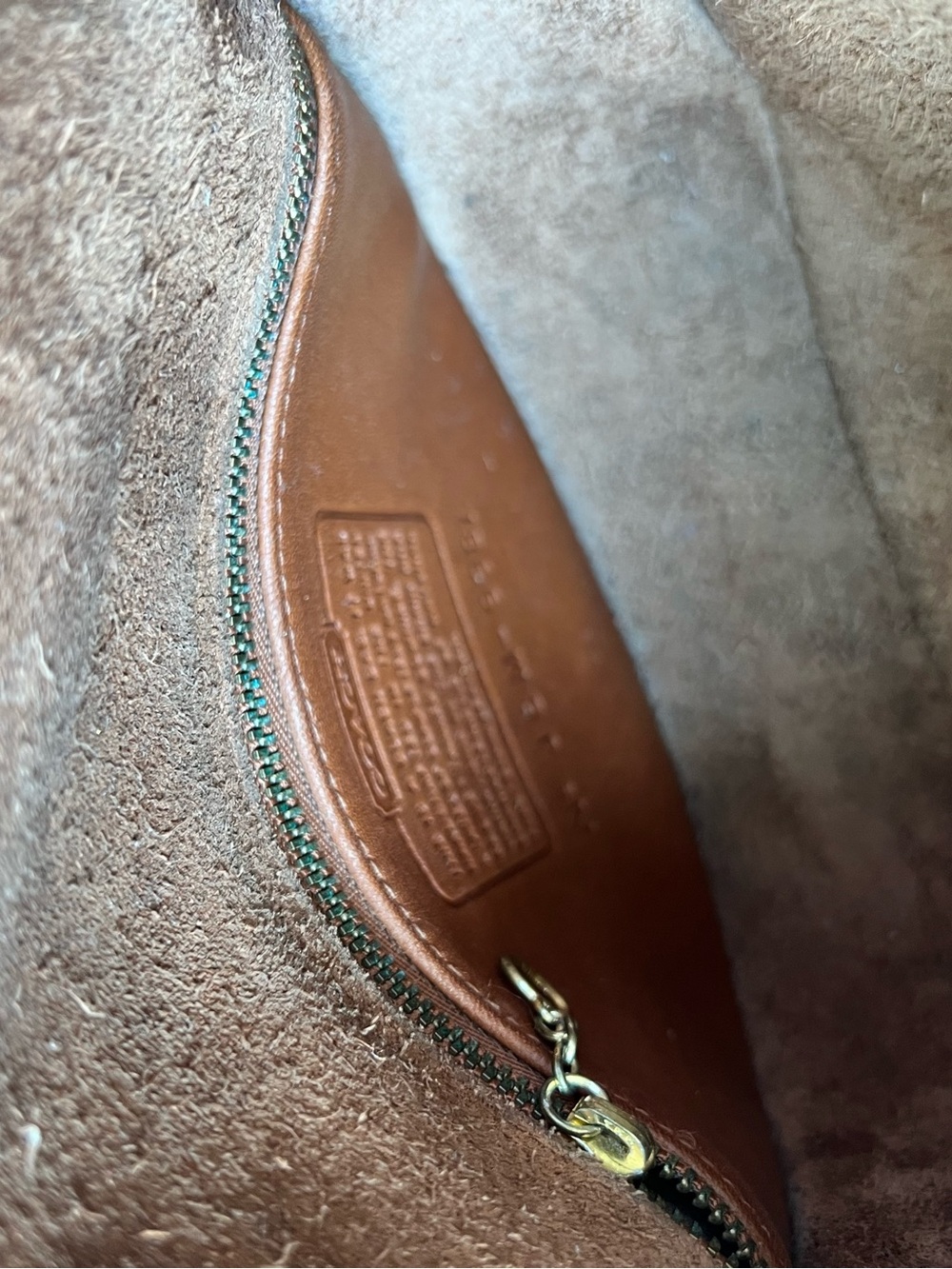 Vintage Coach British Tan Watson Leather Crossbody Bag Style # 9981 - Picture 13 of 16